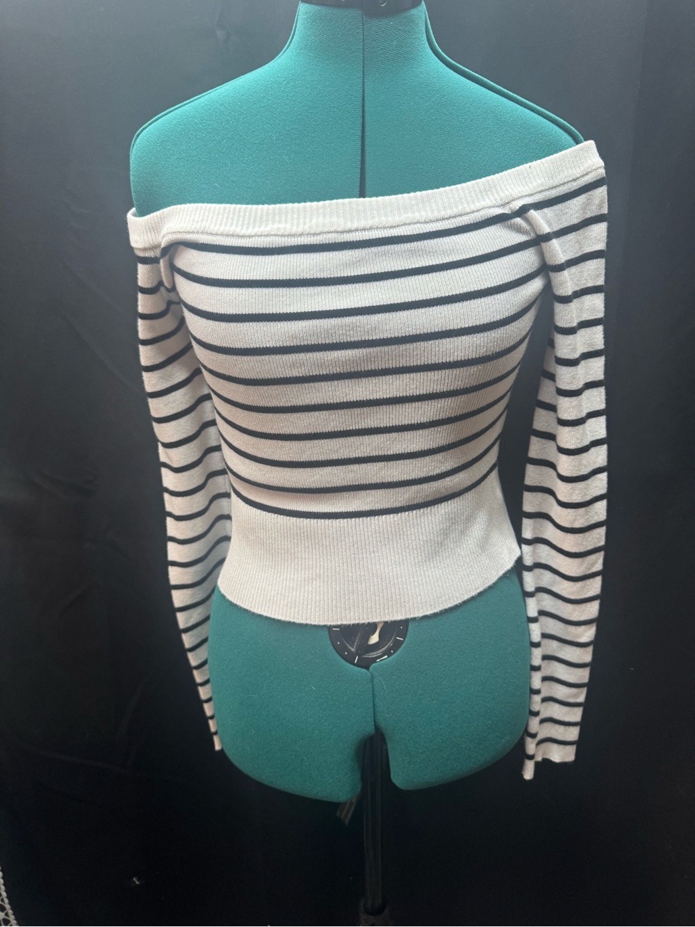 Charlotte Russe Off-the-Shoulder Striped Knit Sweater - White & Black